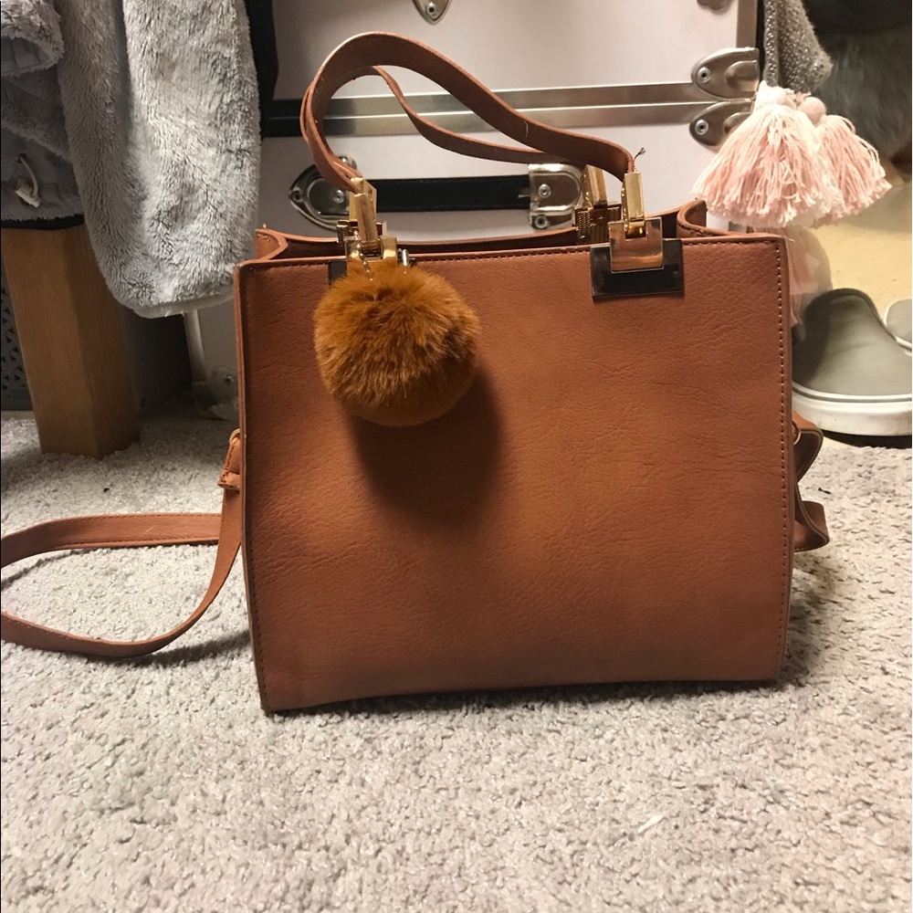 Cute brown purse!